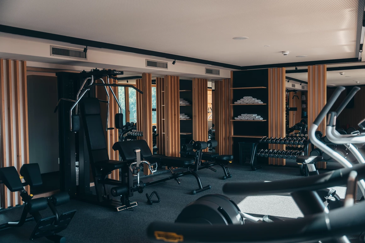 Skihotel: Fitnessraum - Hotel Alpenstern