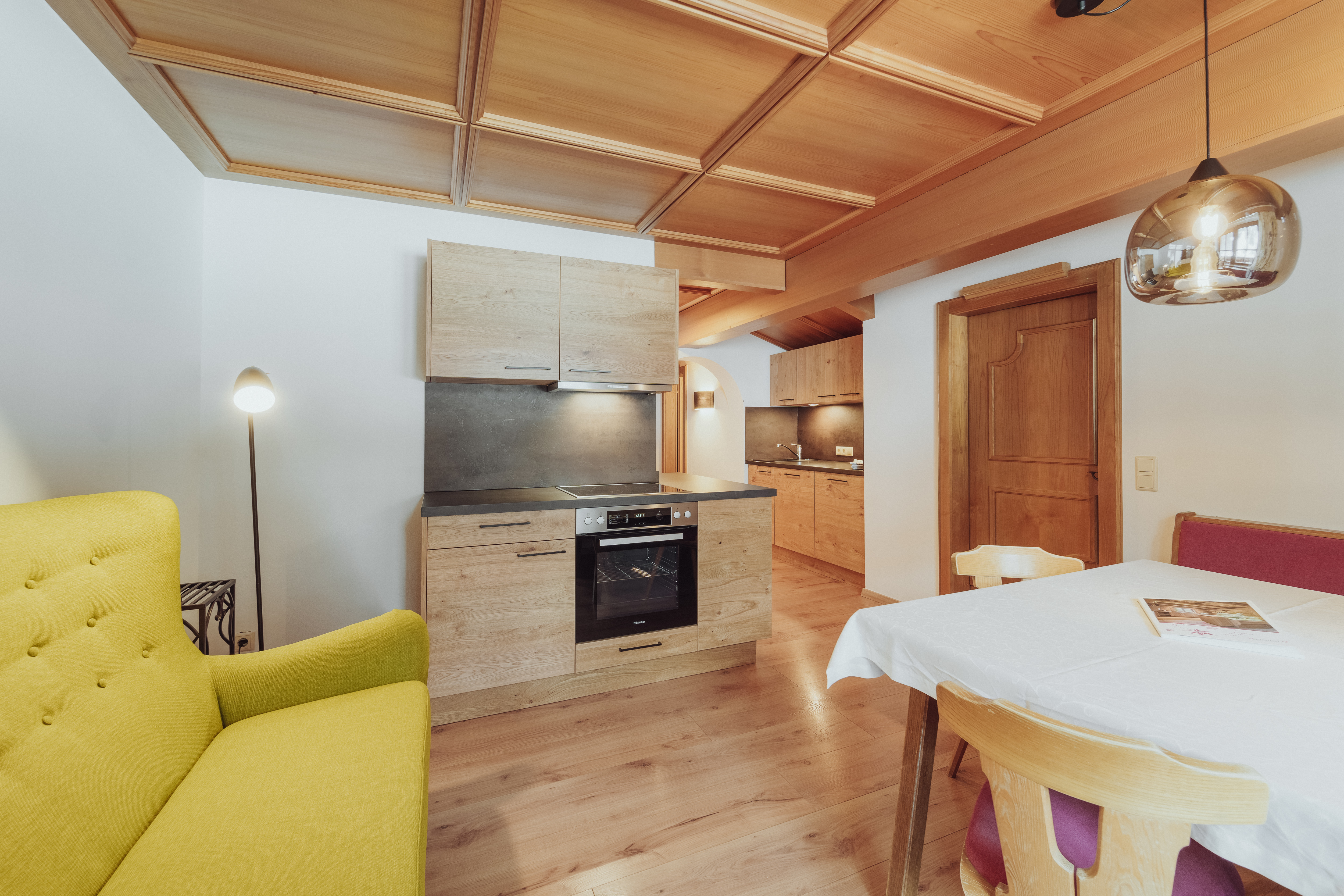 Hotels an der Piste - Preisniveau: günstig - Österreich - Ferienwohnung für 5 Personen  - Ferienwohnungen Martenhof