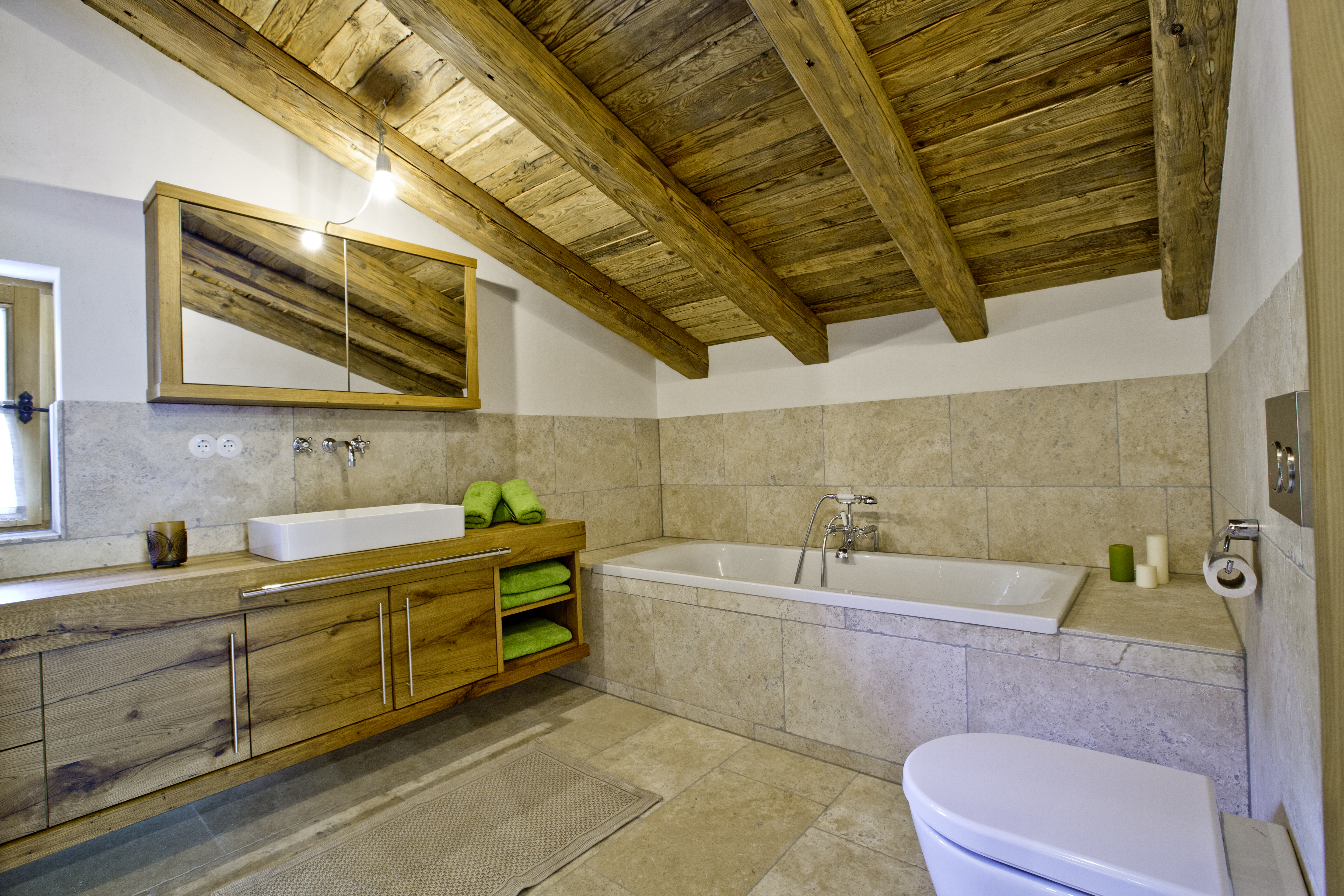 Hotels an der Piste - geführte Skitouren - Saalbach Hinterglemm - Chalet Martenalm