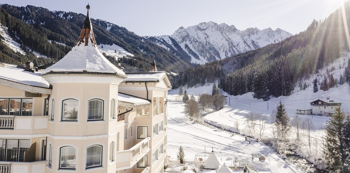 Skihotel: Schönachtal direkt hinter dem Hotel - Traumhotel Alpina ****S