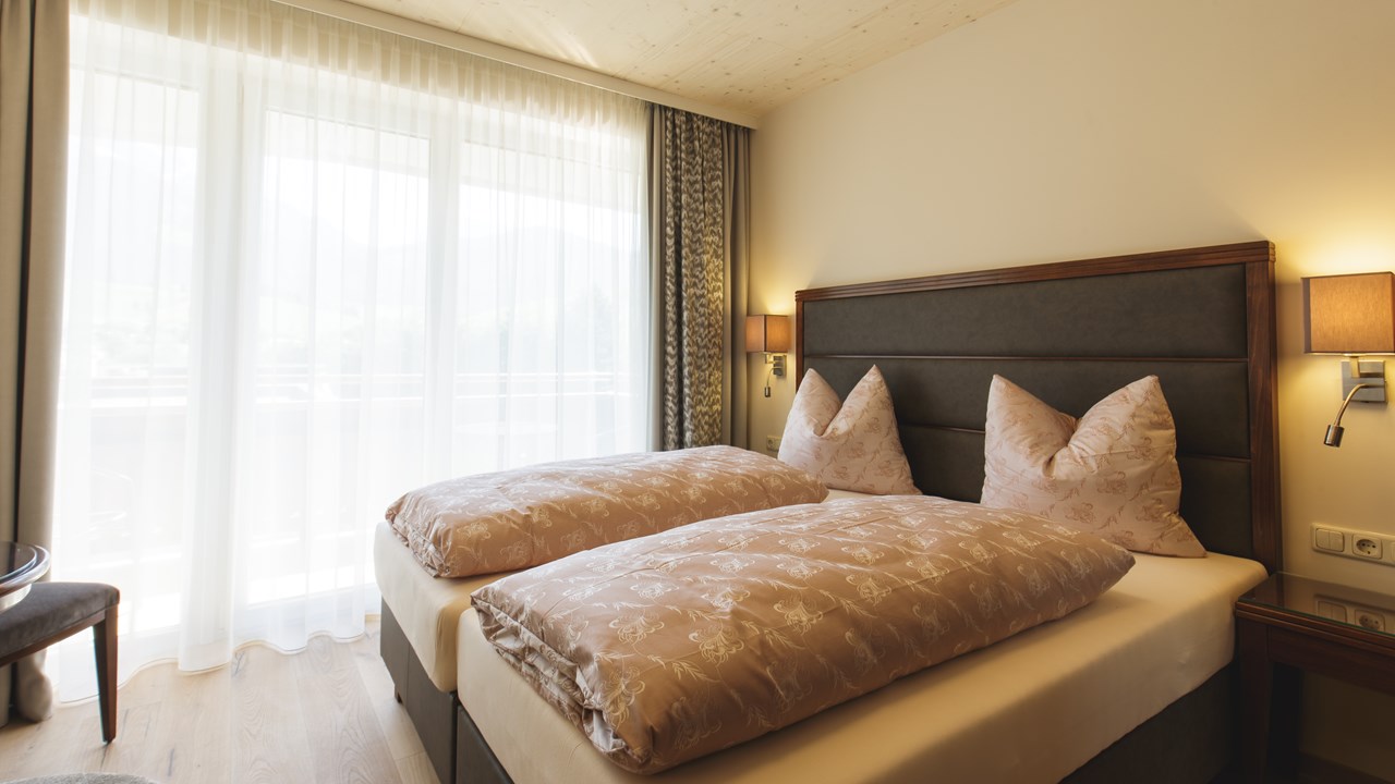 Hotel- Gasthof Niederreiter Zimmerkategorien Doppelzimmer Bergpanorama Comfort