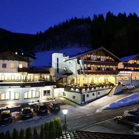 Skihotel: Panoramahotel Gürtl - Außenansicht Winter - Panoramahotel Gürtl