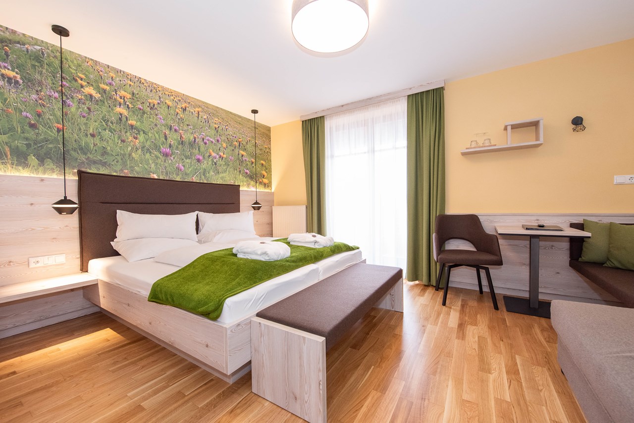 Der Almblick Zimmerkategorien Panoramablickzimmer mit Balkon