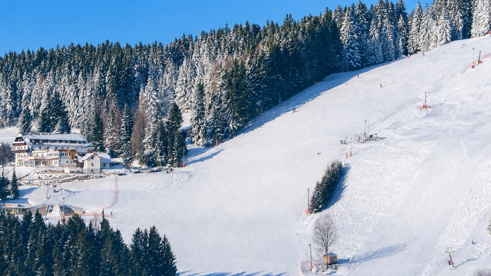 Hotels an der Piste - Hotel-Schwerpunkt: Skifahren & Sparen - Familienhotel Berger, direkt an den Pisten des "Familienschiberg St. Jakob im Walde" - Familienhotel Berger ***superior