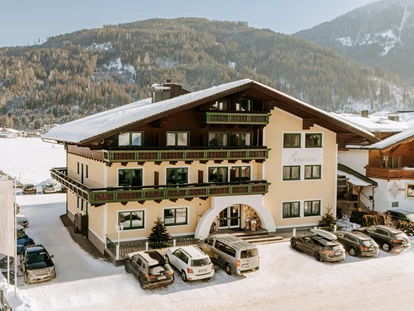 Hotels an der Piste - Skiverleih - B&B Hotel Die Bergquelle - Ihr Hotel direkt an der Skipiste beim Achterjet in Flachau - B&B Hotel Die Bergquelle
