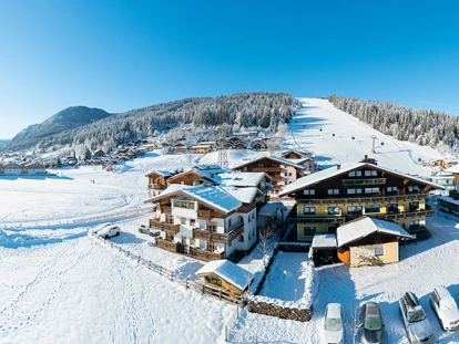 Hotels an der Piste - Skiverleih - B&B Hotel Die Bergquelle - Ihr Hotel direkt an der Skipiste beim Achterjet in Flachau - B&B Hotel Die Bergquelle
