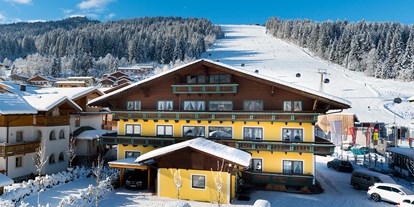 Hotels an der Piste - Snow Space Salzburg - Flachau - Wagrain - St. Johann - B&B Hotel Die Bergquelle - Ihr Hotel direkt an der Skipiste beim Achterjet in Flachau - B&B Hotel Die Bergquelle