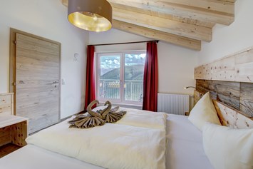 Skihotel: Appartement Zirbe Seeblick Schlafzimmer - Berghotel Jaga-Alm