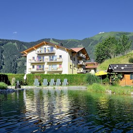 Skihotel: Das Berghotel Jaga-Alm im Sommer - Berghotel Jaga-Alm