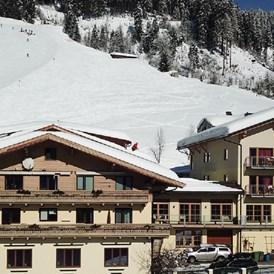 Skihotel: Das Berghotel Jaga-Alm im Winter - Berghotel Jaga-Alm