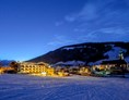 Skihotel: Abendstimmung in Oberau - Landhotel Tirolerhof