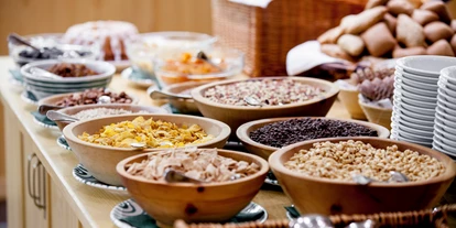 Hotels an der Piste - Verpflegung: Halbpension - Itter - Reichhaltiges Frühstücksbuffet - Landhotel Tirolerhof