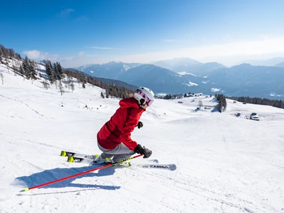 Hotels an der Piste - Mallnitz - Vom Bett auf die Pisten ....  - Sattleggers Alpenhof & Feriensternwarte