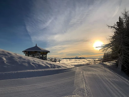 Hotels an der Piste - Mallnitz - Unsere Schnee-Bar an der Piste - Sattleggers Alpenhof & Feriensternwarte