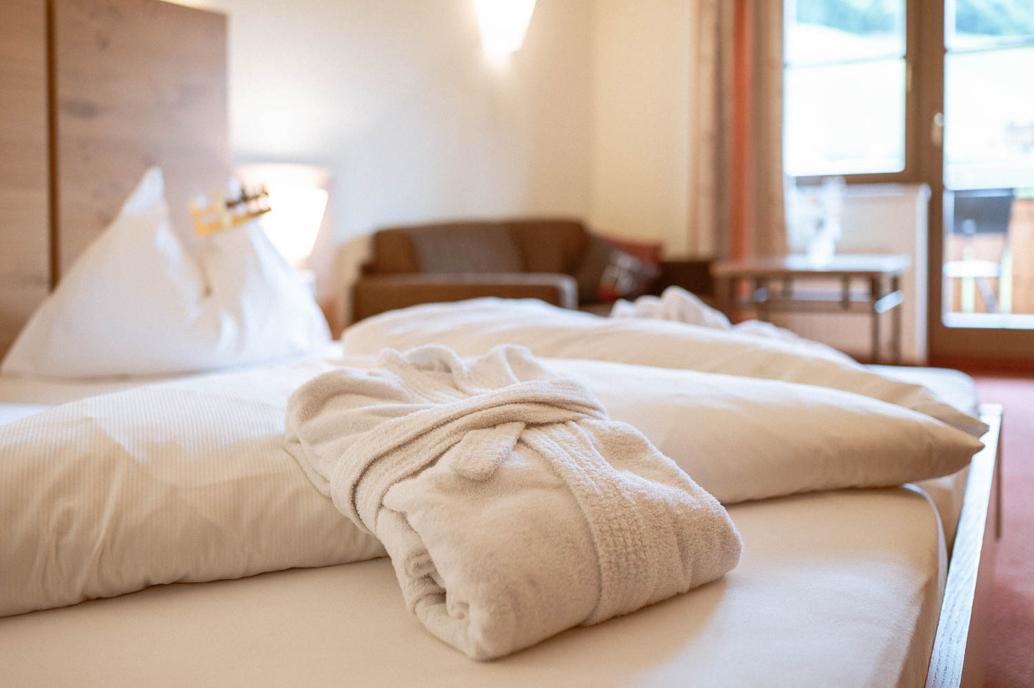 Hotels an der Piste - Sonnenterrasse - Wagrain - Bademäntel werden während Ihres Aufenthalts zur Verfügung gestellt - Hotel Bachschmied