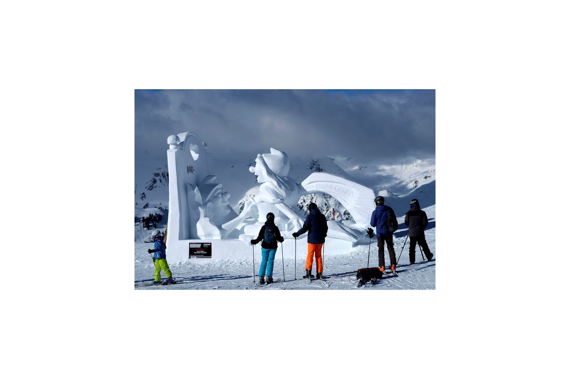 Skihotel: Formen in weiß - Skigebiet 
( Bildquelle TVB Ischgl - Paznaun )  - Hotel Persura