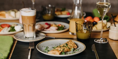 Hotels an der Piste - Skiverleih - ALMGUT Mountain Wellness Hotel