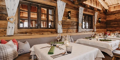 Hotels an der Piste - Skiverleih - ALMGUT Mountain Wellness Hotel