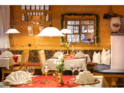 Hotels an der Piste - Skikurs direkt beim Hotel: für Kinder - St. Anton am Arlberg - Restaurant für Hausgäste - Aparthotel Spitzer