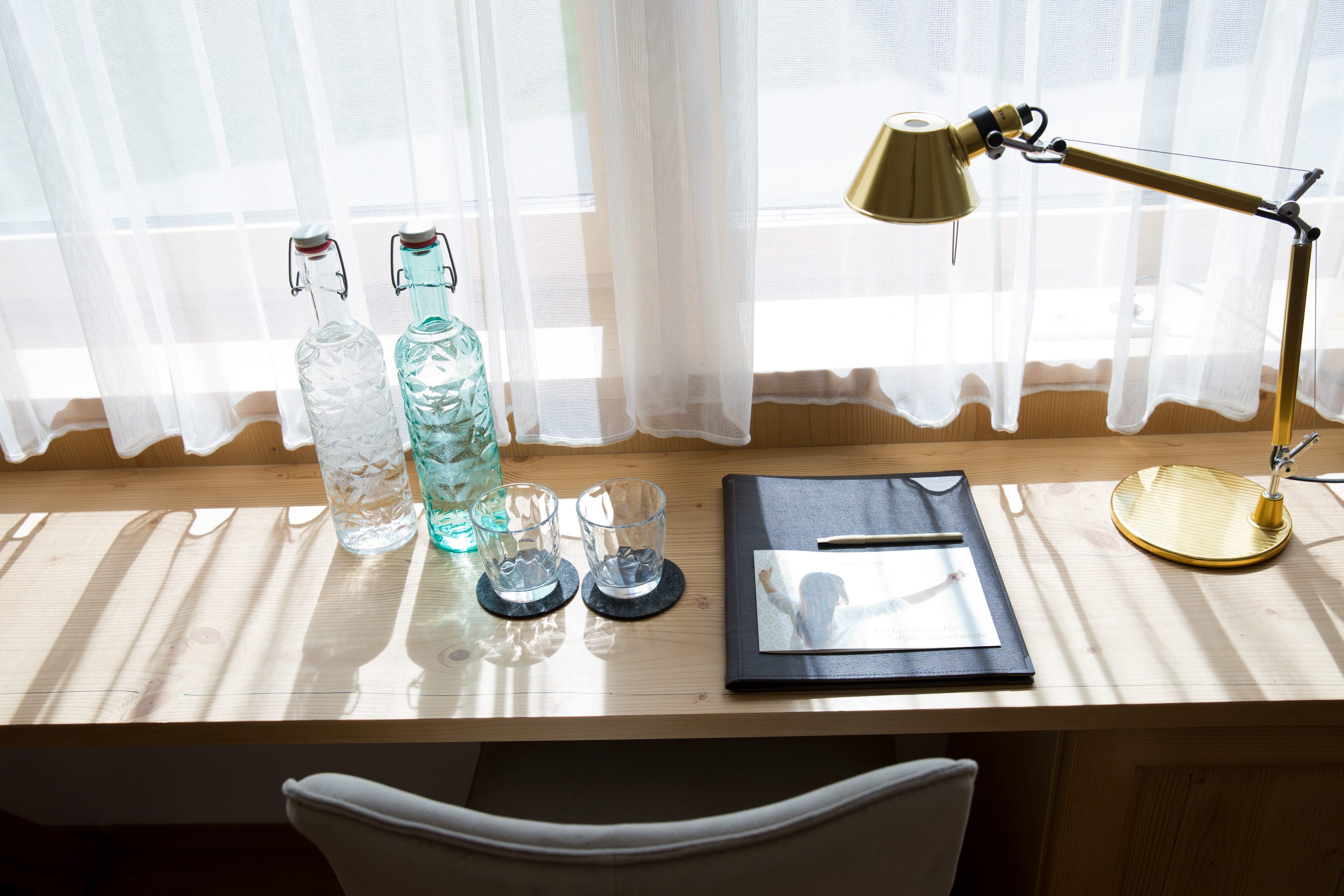 Skihotel: Kleine Aufmerksamkeit. Große Erfrischung. Granderwasser – still & prickelnd. - Hotel Hohes Licht