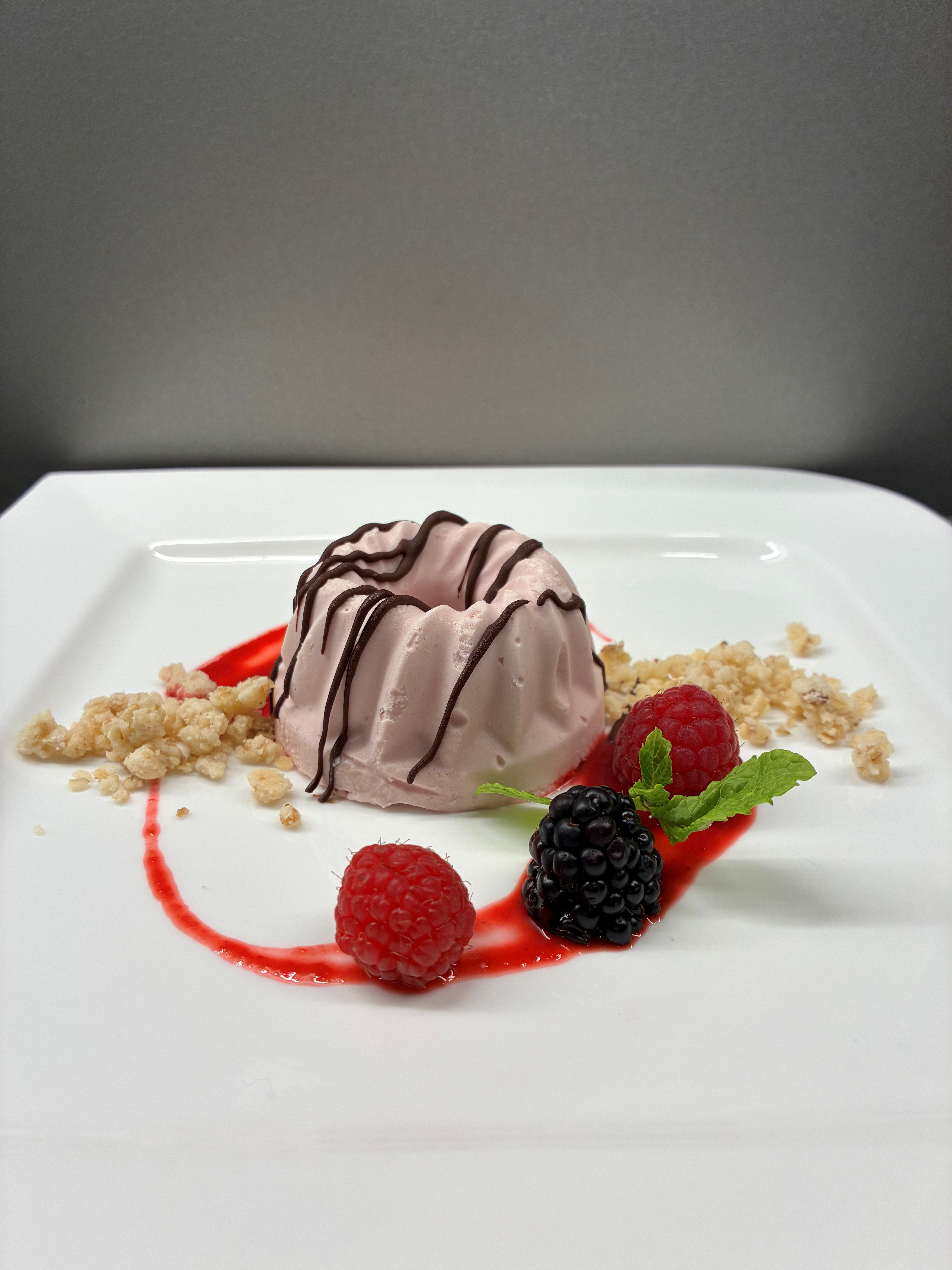 Skihotel: Himbeerparfait - Hotel-Pension Bruckreiterhof