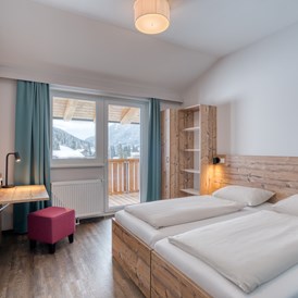 Skihotel: Standard Zimmer - COOEE alpin Hotel Bad Kleinkirchheim