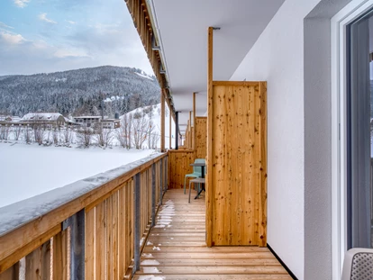 Hotels an der Piste - Skikurs direkt beim Hotel: für Kinder - Familienzimmer - COOEE alpin Hotel Bad Kleinkirchheim