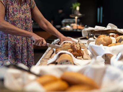 Hotels an der Piste - Mellau - Frühstücksbuffet mit großer Auswahl - Hotel die Wälderin