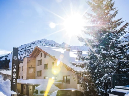 Hotels an der Piste - Skiraum: vorhanden - Rohrberg (Rohrberg) - Hotel Zirbenhof