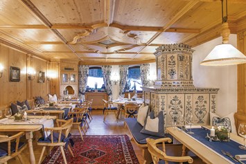 Skihotel: Restaurant "Kaminstube" - Hotel Kaiserhof*****superior