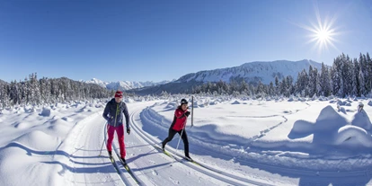 Hotels an der Piste - Mellau - Langlaufen in der Schwende Loipe - A-ROSA Ifen Hotel Kleinwalsertal