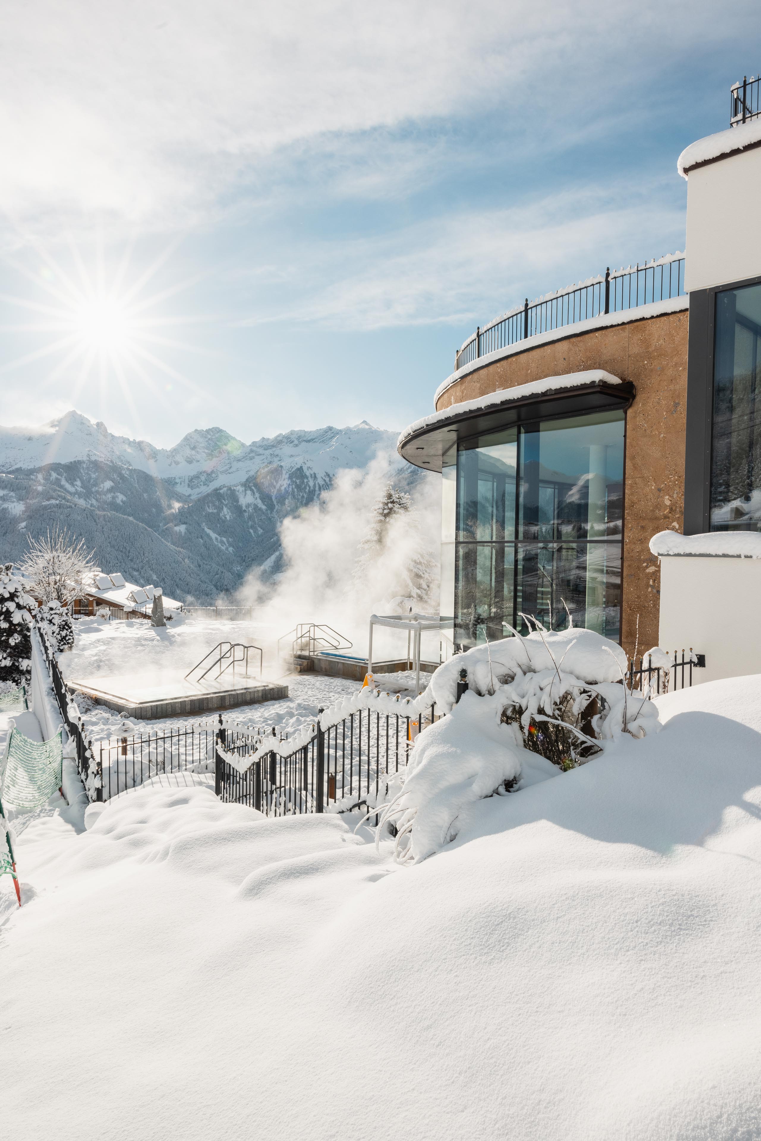 Hotels an der Piste - Rodeln - Tirol - Schlosshotel Fiss