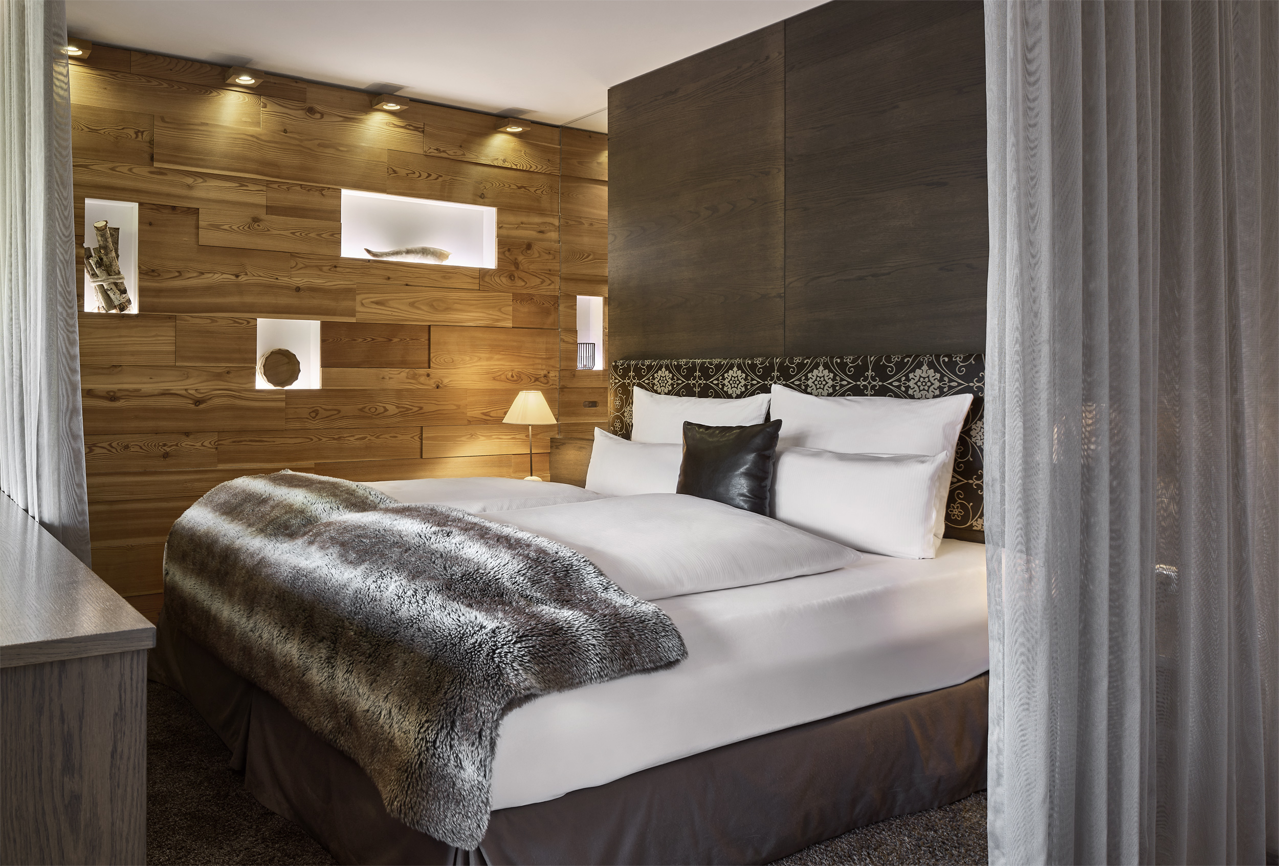 HUBERTUS MOUNTAIN REFUGIO ALLGÄU Zimmerkategorien Loggia