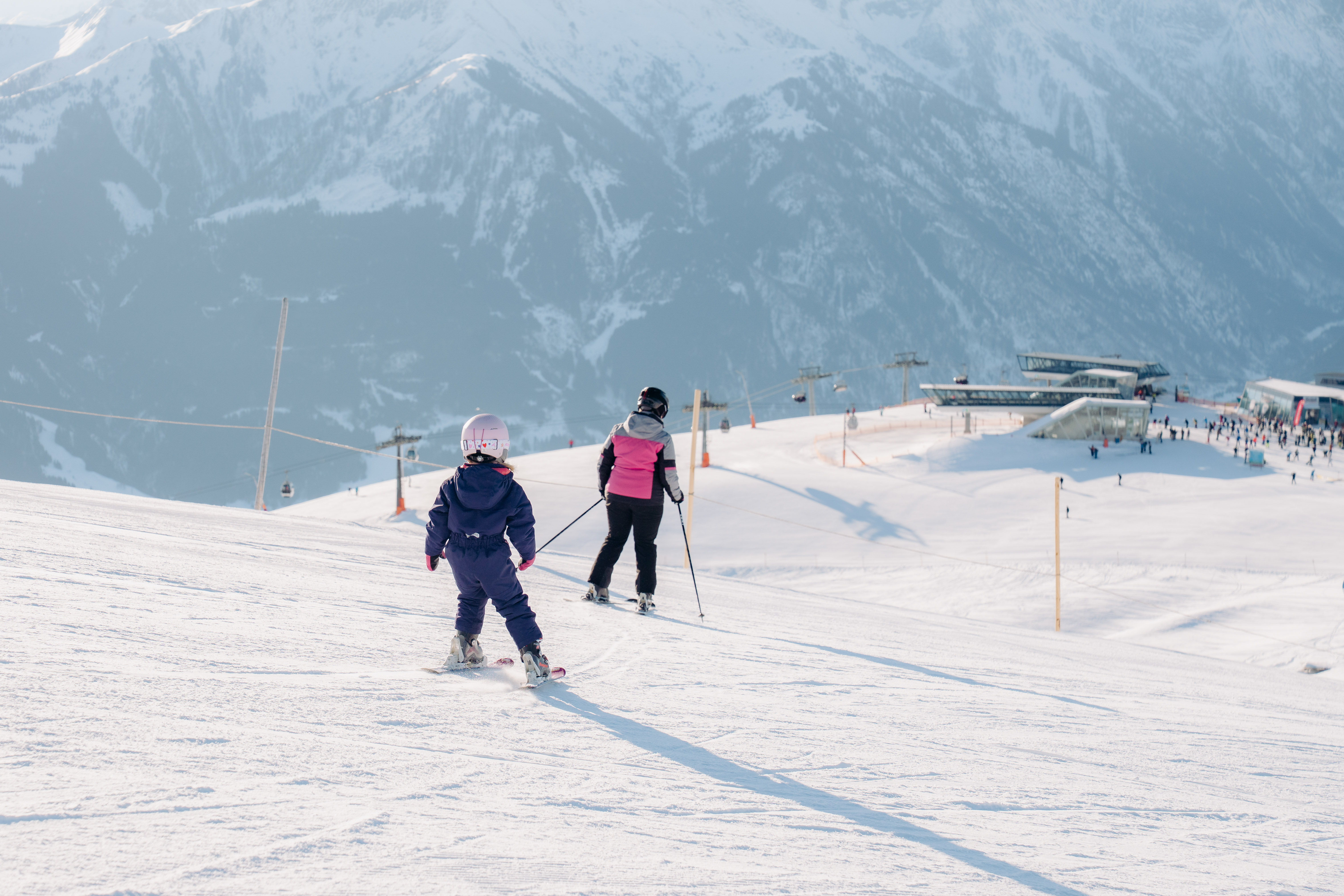 Hotels an der Piste - Hinterglemm - Skikurse für Groß und Klein  - amiamo - Familotel Zell am See