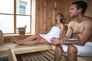 Skihotel: Private SPA mit Panoramasauna - Trattlers Hof-Chalets