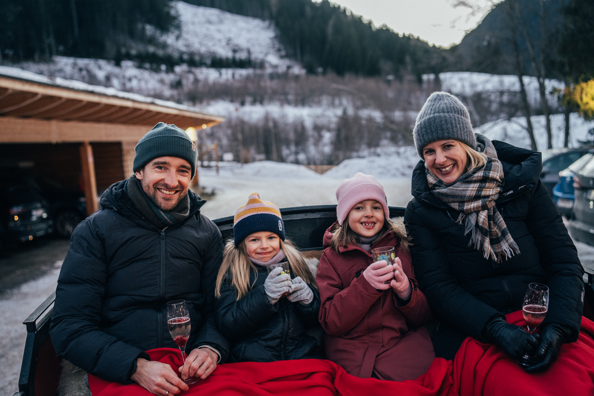 Skihotel: Pferdekutschen-Erlebnisfahrten - Hotel GUT Trattlerhof & Chalets****S