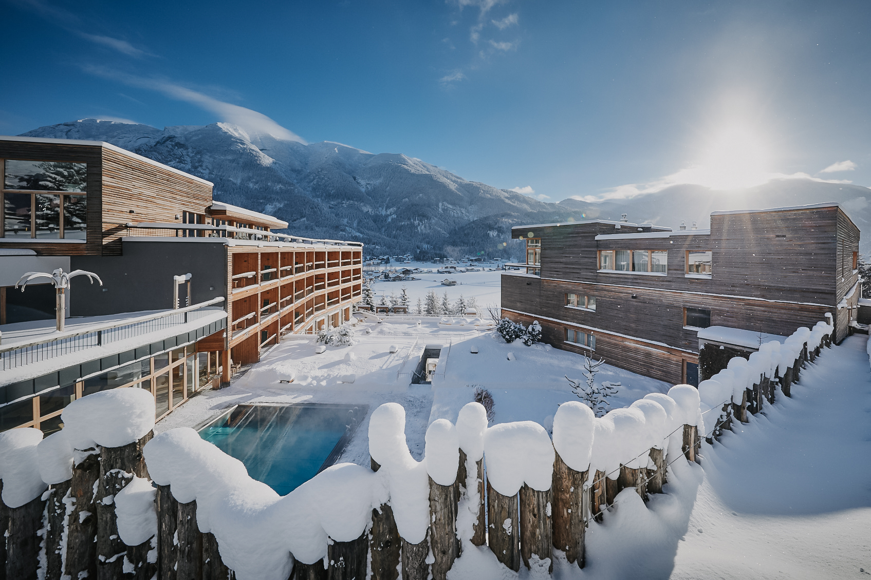 Hotels an der Piste - Rodeln - Tirol - DAS KRONTHALER****S