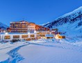 Skihotel: Aussenansicht Hochfirst***** - Alpen-Wellness Resort Hochfirst