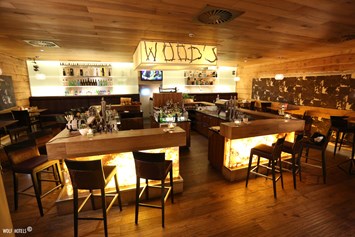 Skihotel: Wood's Cocktailbar -  Hotel Alpine Palace
