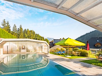 Hotel vitaler Landauerhof Zimmerkategorien Pool Sommer und Winter