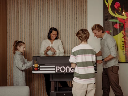 Hotels an der Piste - Skikurs direkt beim Hotel: für Kinder - Familien- & Gartenhotel Theresia****S