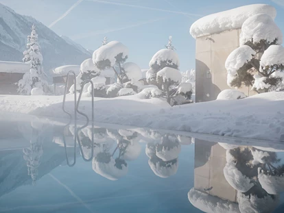 Hotels an der Piste - Skiverleih - sonnhofalpendorf-sonnhof-josalzburg-skiamade-snowspacesalzburg-adultsonly-wellnesshotel-skihotel-anderpiste - Sonnhof Alpendorf - adults only place